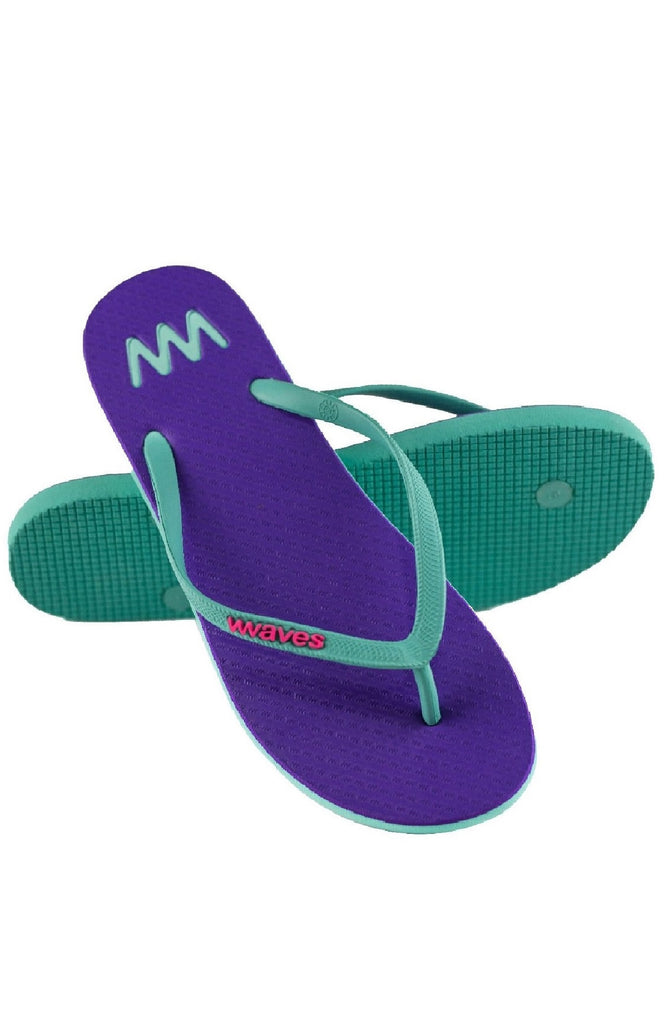 WAVES Women Two Tone Pastel Turquoise Flip Flops